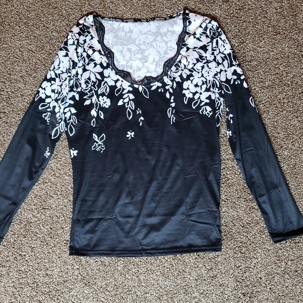 🥳🥳HP!🥳🥳Long Sleeve Top - Picture 5 of 5